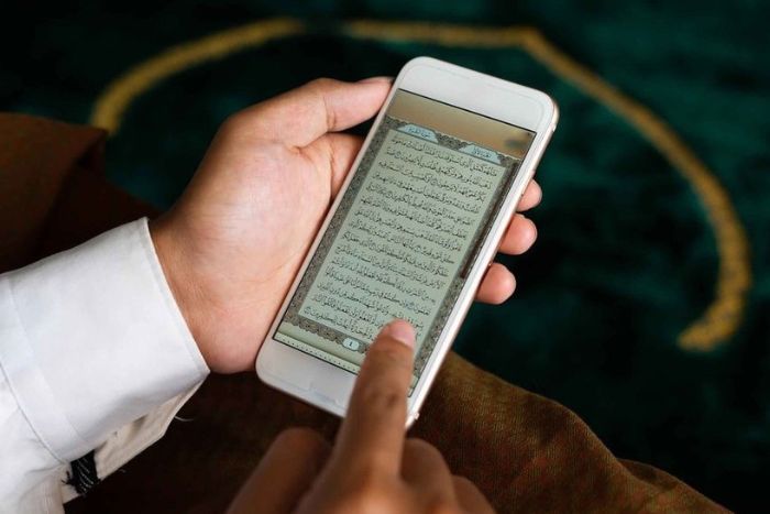 Mudahnya Mengakses Al Quran Online untuk Pembelajaran dan Ibadah Sehari-hari
