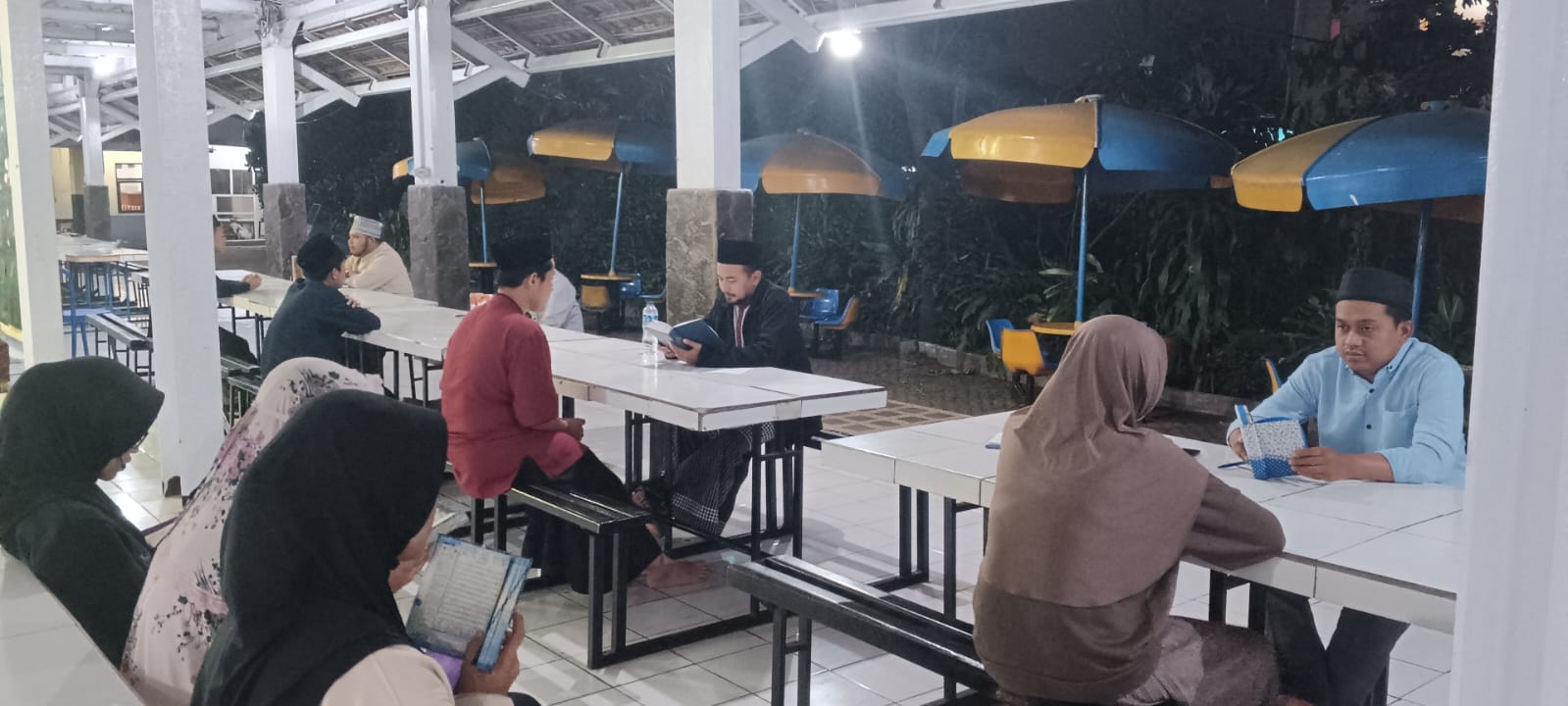 Sistem Catering di Pesantren: Tantangan dan Solusi Menyediakan Sarapan Sehat