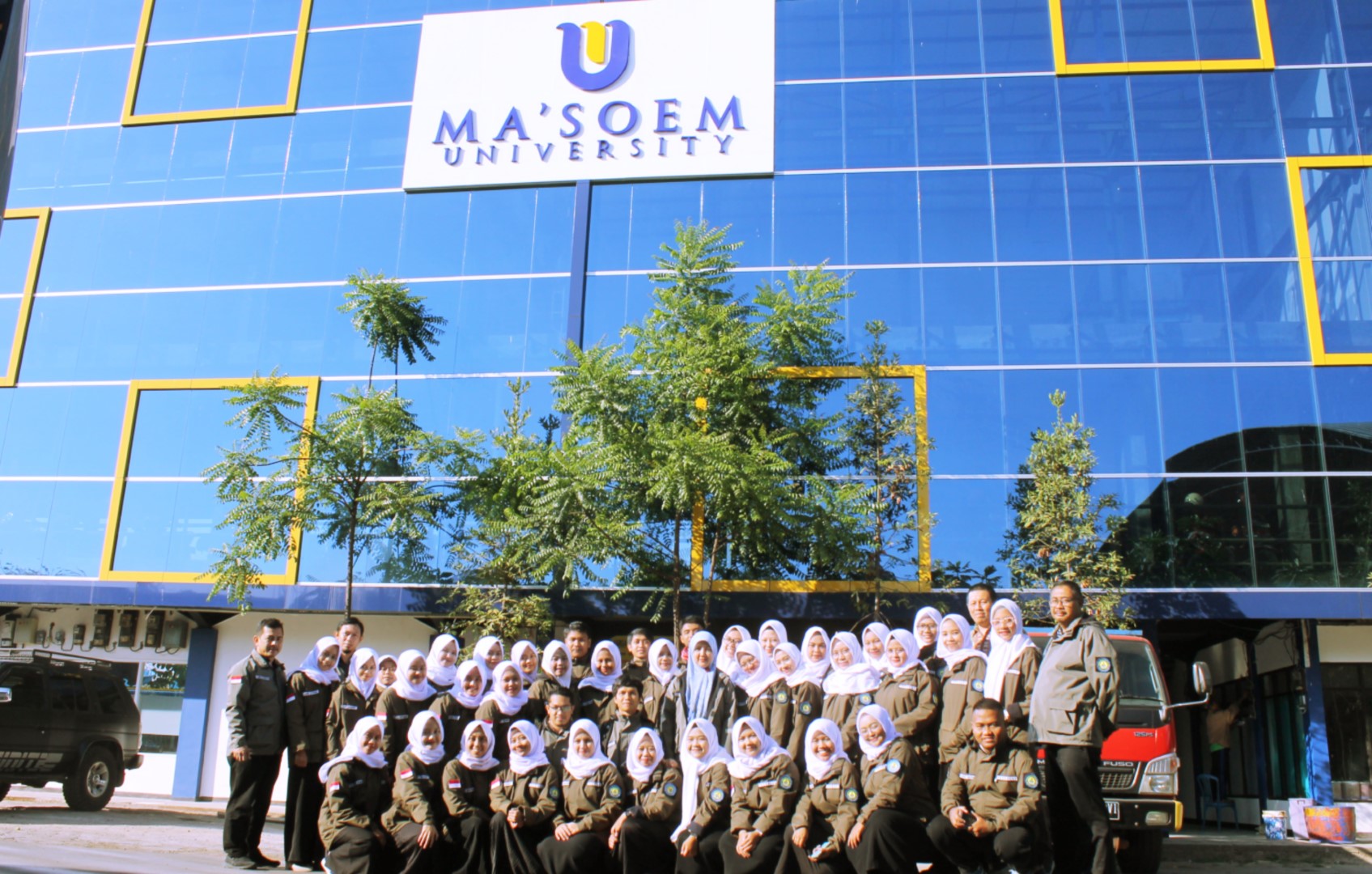 Keunggulan Kompetitif Lulusan Ma'soem University di Dunia Kerja
