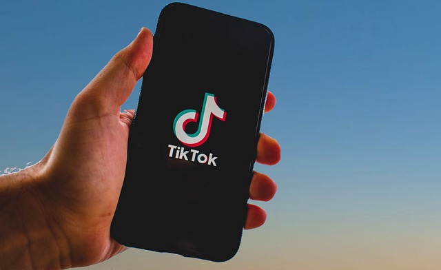 Jasa Share TikTok sebagai Strategi Distribusi Cerdas untuk Meningkatkan Jangkauan Konten