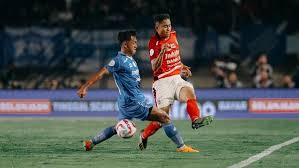 Pesta Gol Persib: Lolos ke Final, Hancurkan Bali United dengan Skor 3-0