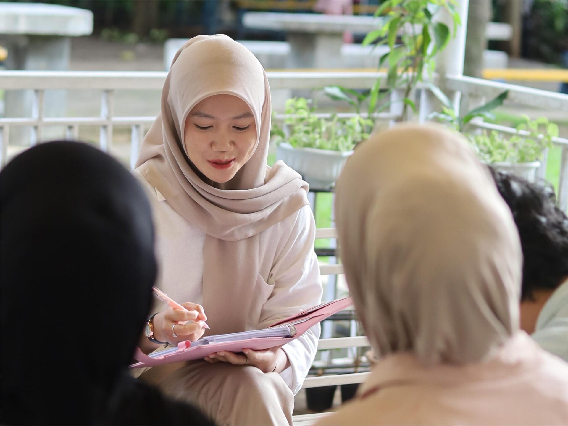 Bagaimana Cara Kuliah Gratis S1 Bimbingan dan Konseling Sampai Lulus Melalui Jalur Beasiswa Rektor?