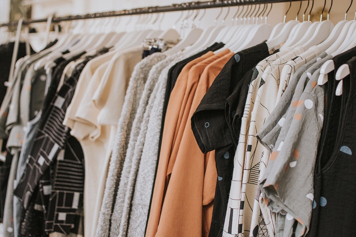 Langkah-Langkah Membangun Branding Produk Fashion yang Melekat di Hati Konsumen