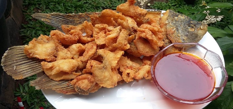 Yuk Bikin Gurame Krispi yang Kriuknya Tahan Lama