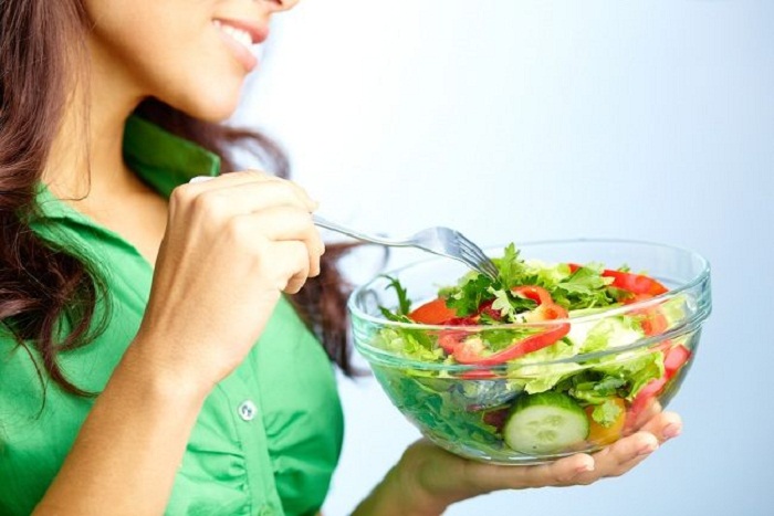 Mau Tubuh Langsing Alami Tanpa Diet? Stop Konsumsi Makanan Ini!